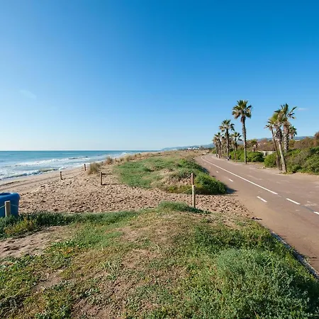 Luxury Beachfront Gavà