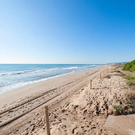 Luxury Beachfront Gavà